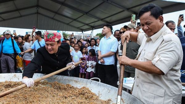 Prabowo Minta Sritex Tetap Berproduksi dan Tak Ada Karyawan yang Di-PHKPresiden Prabowo Subianto (Dok. Antara)