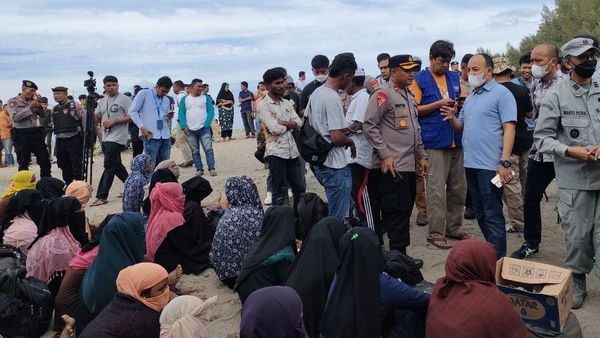 Sebanyak 184 Pengungsi Asal Rohingya Kembali Masuk Indonesia, Berlabuh dengan Selamat di Perairan Aceh