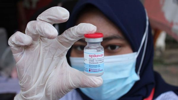 Mulai 17 Juli! Wajib Vaksin Booster Bagi Pelaku Perjalanan ke Luar Negeri Jalur Darat