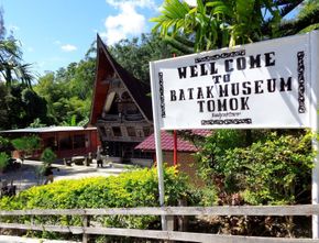Melihat Batak Masa Lalu di Museum Batak Tomok Kabupaten Samosir