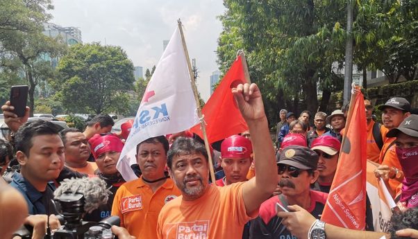 Buruh Geruduk DJP, Minta Suryo Utomo Dicopot Usai Kasus Rafael Mencuat