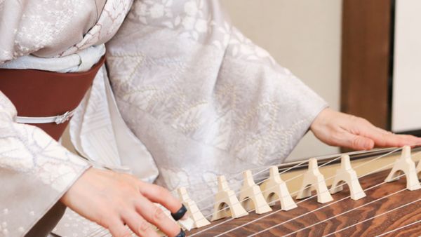 Menariknya Alat Musik Jepang, Ada yang Menyerupai Kecapi dari Sunda