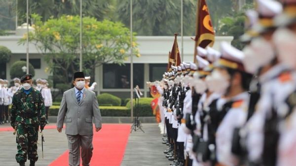Prabowo Terbang ke Swiss Temui Dirjen WHO Tedros, Apa Saja yang Dibahas?