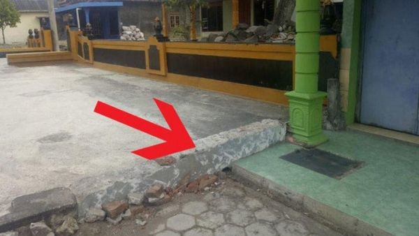 Berita Jateng: Rebutan Tanah 33 cm, 2 Tetangga Saling Rusak Tembok hingga Bawa Pengacara