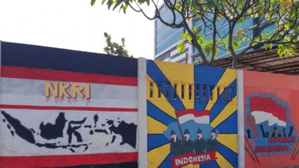 Tujuh Pasukan Oranye Bikin Mural di DKI, Bisa Jadi Lokasi Swafoto Warga
