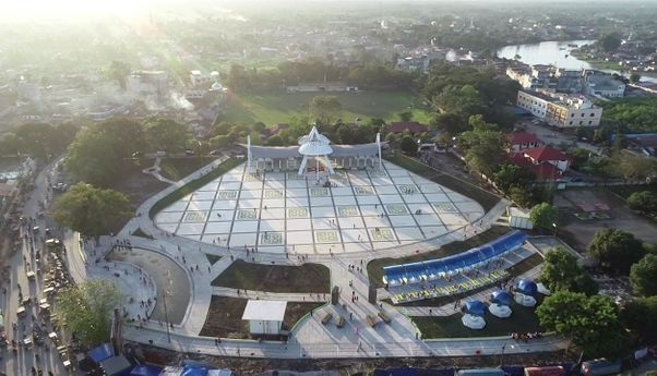 Alun-Alun Sultan Abdul Jalil Rahmadsyah di Desa Pantai Burung, Destinasi Wisata Tanjungbalai