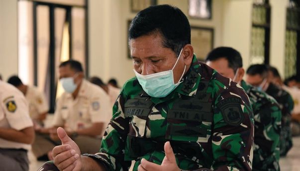 Harapan dari Keluarga Awak KRI Nanggala-402: Mereka Personel Terlatih, Berharap yang Terbaik