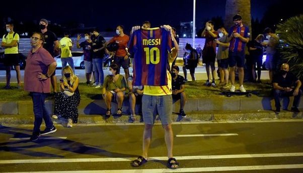 Lionel Messi Hendak Hengkang, Fans Barcelona Tuntut Bartomeu Mundur dari Kursi Presiden
