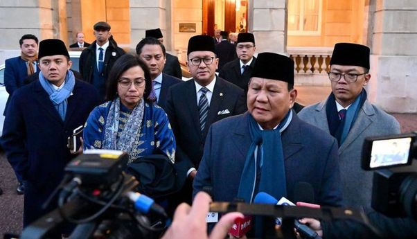 Perhatiannya Prabowo ke Sri Mulyani yang Kedinginan di London: Pakai Mantel, Nanti Sakit