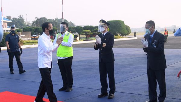 Cepat dan Tetap Safety, Jokowi Apresiasi Beroperasinya Bandara JB Soedirman