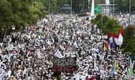 Novel Bamukmin Perkirakan 3 Juta Orang Bakal Banjiri Reuni 212 di Monas 2 Desember