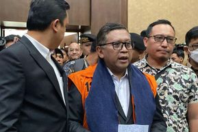 Hadir Sidang Perdana, Hasto: Hampir Semua Dakwaan Merupakan Produk Daur Ulang
