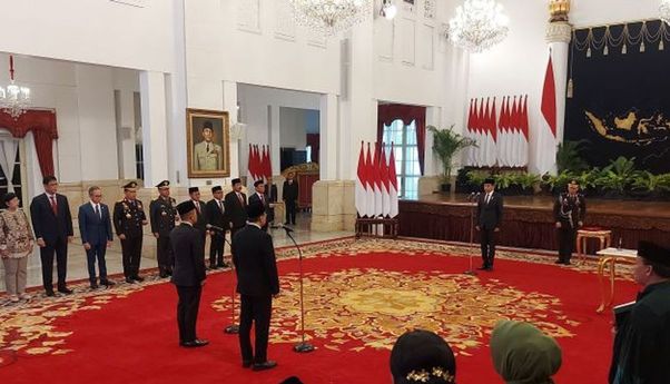 Presiden Jokowi Resmi Lantik Gus Ipul sebagai Mensos Gantikan Risma