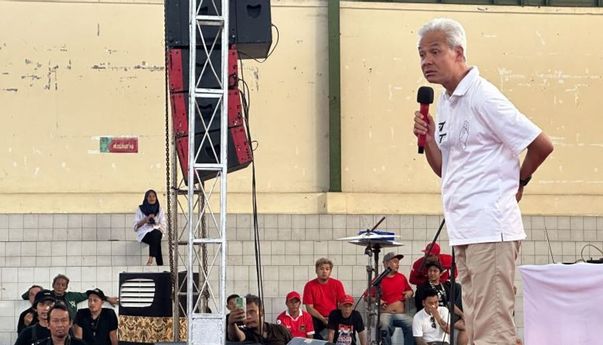 Berdialog dengan Petani di Demak, Ganjar Janji Hapus Kredit Macet yang Nilainya Rp600 Miliar
