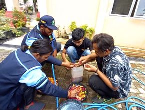 Kreatif, Anak Muda Kota Semarang Jernihkan Air dengan Eco Enzyme, Apa itu?