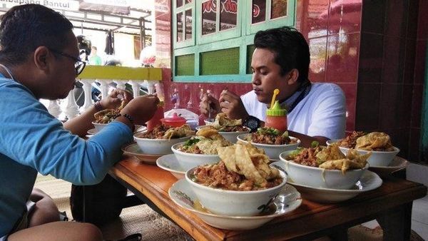 Berita Jogja: Mi Ayam Balungan di Bantul Buat Sayembara Berhadiah Rp100 Ribu dan Makan Gratis