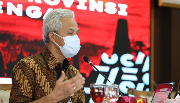 Ada Kasus Kuota Vaksin Tak Sebanding dengan Peserta, Ganjar Usul ke Luhut Penanggungjawab Diserahkan ke Gubernur