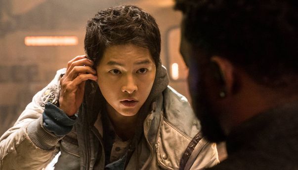 Jangan Sampai Lewat! Ini Film Song Joong Ki yang Wajib Ditonton