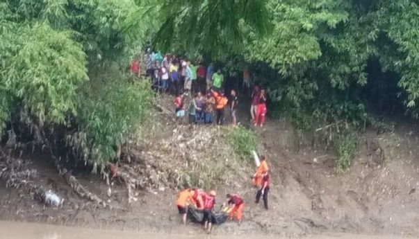 Mayat Misterius Ditemukan di Sungai Pemali Brebes