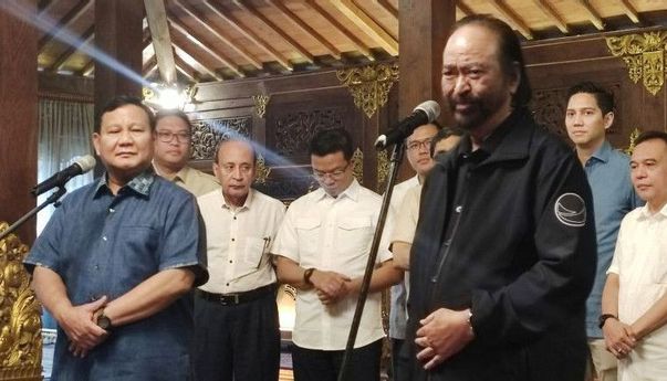 Prabowo Bertemu Surya Paloh di Hambalang, Sepakat Hormati Pilihan Capres Masing-masing