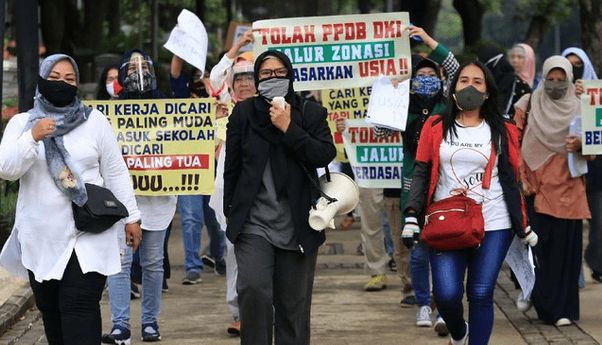 Berita Jakarta: Kisah di Balik Amukan Orang Tua Siswa Saat Konferensi Pers PPDB