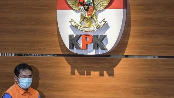 Mantan Bupati Bogor Rachmat Yasin Dikirim KPK ke Lapas Sukamiskin