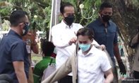 Cerita Jaket Krem Presiden Jokowi Jatuh ke Tangan Pemuda Kota Kendari