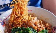 Berita Jogja: Pelanggan yang Ulang Tahun dapat Mie Ayam Gratis di Warung Gatot, Ini Syaratnya