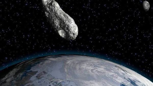 Berukuran Tiga Kali Lipat Lebih Besar dari Menara Eiffel, Asteroid Raksasa Akan Dekati Bumi