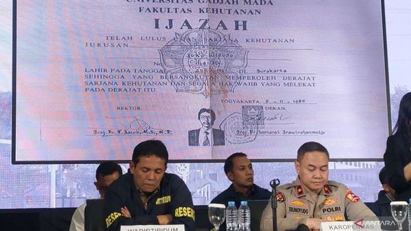 Bareskrim Polri Nyatakan Ijazah dan Skripsi Jokowi Asli