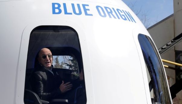 Jeff Bezos Jualan Tiket ke Luar Angkasa, Harganya Paling Murah Hampir Rp400 M!