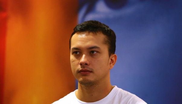 Nicholas Saputra Trending di Twitter, Dipuji karena Mau Antre Meski Bisa Vaksinasi Duluan