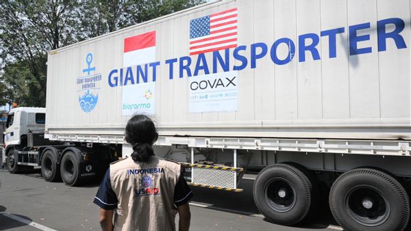 Kabar Baik, Para Tenaga Kesehatan Mulai Disuntik Vaksin Booster Moderna