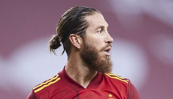 Mengejutkan! Sergio Ramos Dicoret Dari Daftar Pemain Spanyol, Ini Penjelasan Enrique