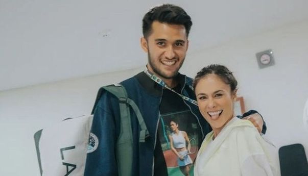 Wulan Guritno Hapus Foto Mesra dengan Sabda Ahessa dan Unggah Momen Sendiri, Putus?
