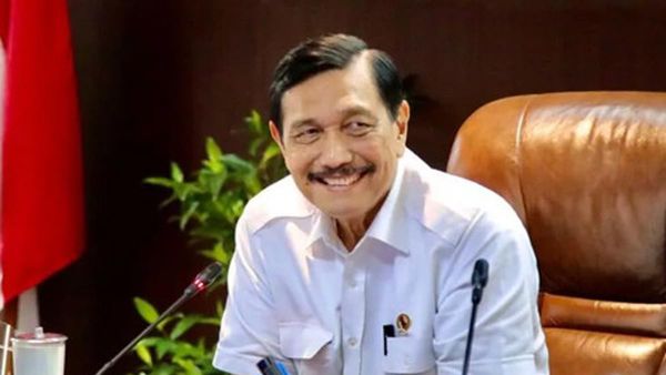 Pengaruh Kuat Luhut Binsar ke Presiden Jokowi karena Politik Sandera: Kartu Asnya Dipegang LBP?