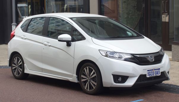 Pilihan Mobil Bekas di bawah 100 Juta Berkualitas Tinggi