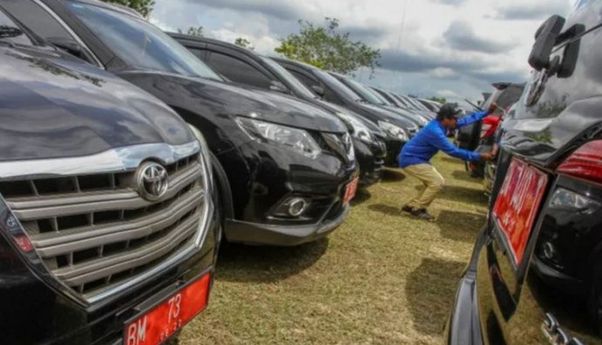 Gubernur-Wagub Gorontalo Tegaskan Tak Ada Pengadaan Mobil Dinas Baru