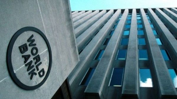Bank Dunia Sebut Pekerja di Indonesia Berkualitas Rendah, Lebih Dominan Sektor Informal dan Bergaji Kecil