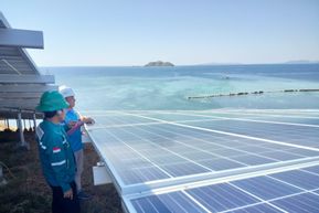 Pengembangan PLTS Terapung di Papua: Potensi Besar Energi Terbarukan untuk Masa Depan