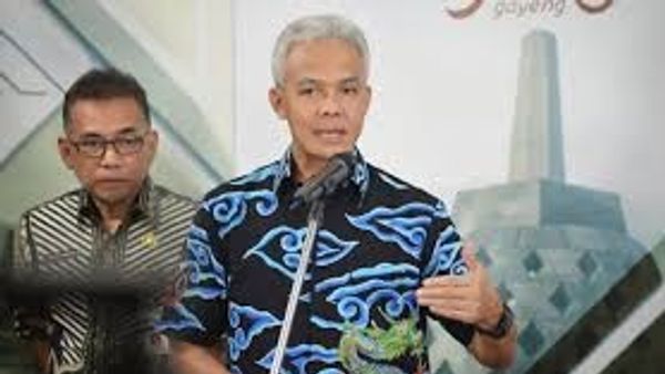 Berita Jateng: Ganjar Pranowo Khawatir Muncul Klaster Pilkada 2020