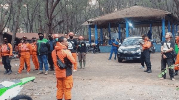 Berita Jogja: Basarnas Perluas Area Pencarian 5 Wisatawan yang Hilang Terseret Ombak di Goa Cemara