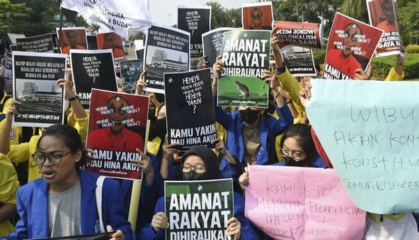 Update RKUHP: Penghinaan ke DPR dan Polri Bisa Dipenjara 1,5 Tahun