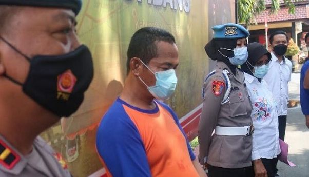 Pemimpin Pesantren di Bandung Ternyata Mesum ke Belasan Santri, 4 Orang Hamil Dicabuli