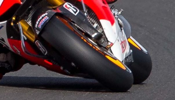 Inilah Alasan Ban MotoGP Botak