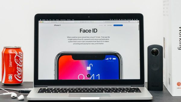 Jangan Khawatir, PC dan Laptop Apple Kebagian Face ID, kok!