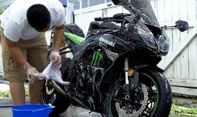 Rekomendasi Sabun cuci motor terbaik agar motor anda bersih dan body tetap bagus