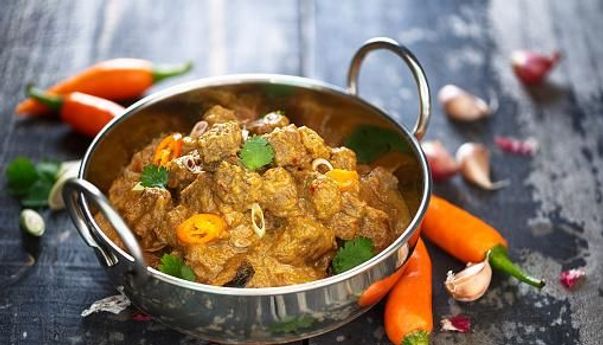 Rendang Padang Merupakan Makanan Terenak di Dunia, Berikut 5 Alasannya