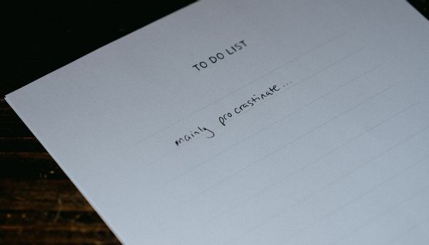 Suka Menunda-nunda Pekerjaan? Bisa Jadi karena Perfeksionis atau Menyabotase Diri