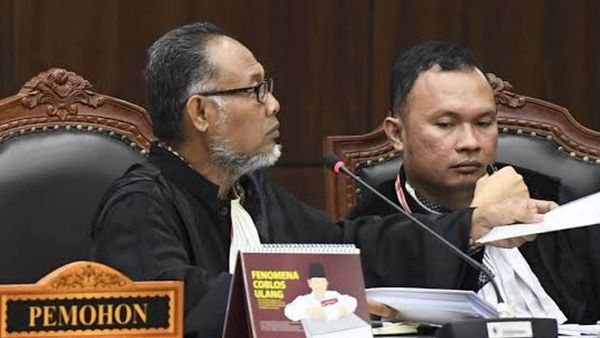 Debat Panas Bambang Widjojanto dengan Saksi KPU soal Sirekap: Jangan Sok Tahu, Pak!